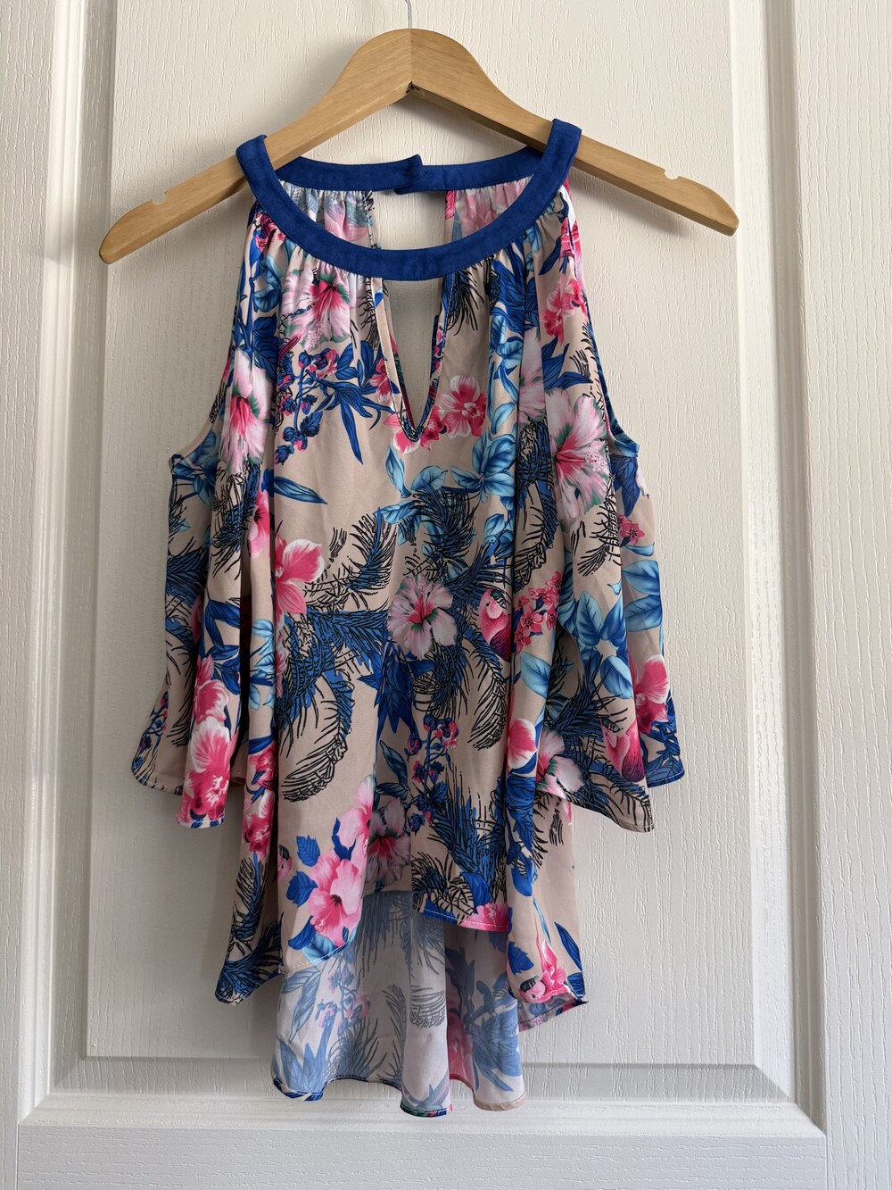 Romeo & Juliet Floral Cold Shoulder